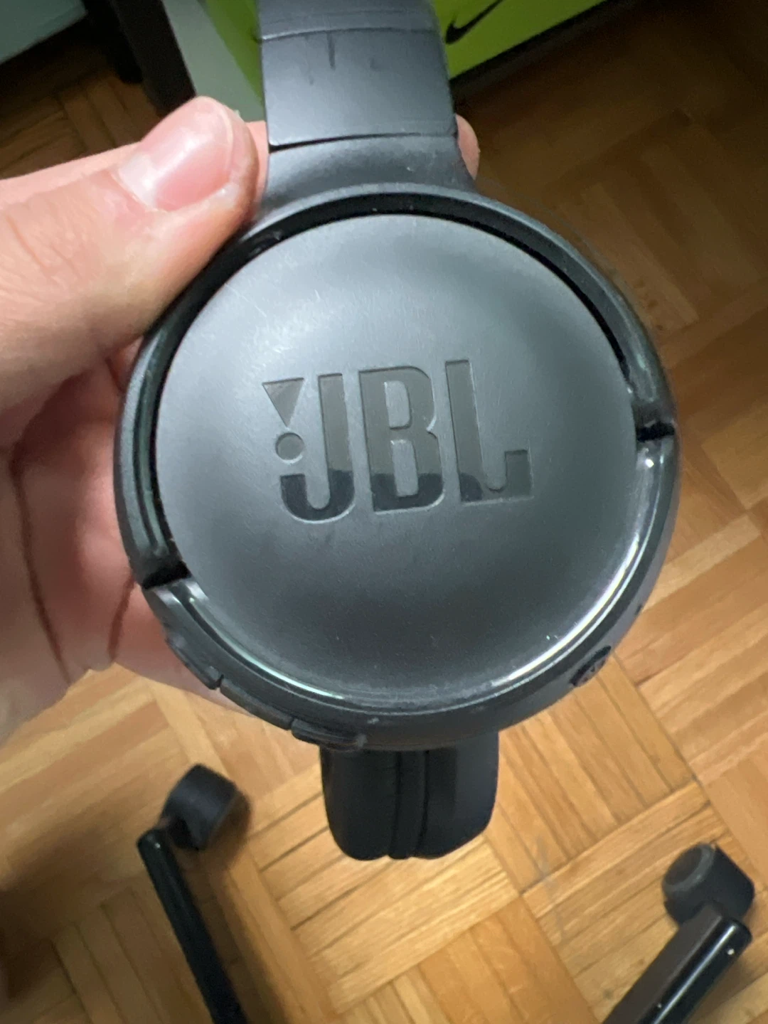 JBL Black Wireless Headphones - photo 2