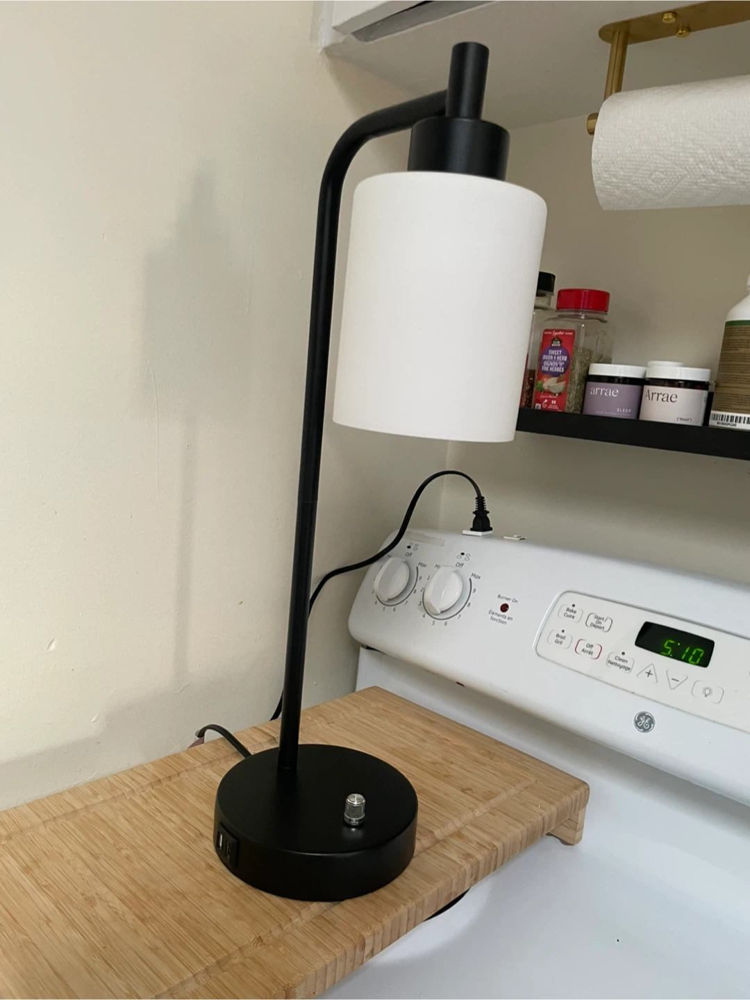Black and white dimmable side table/night light - photo 5