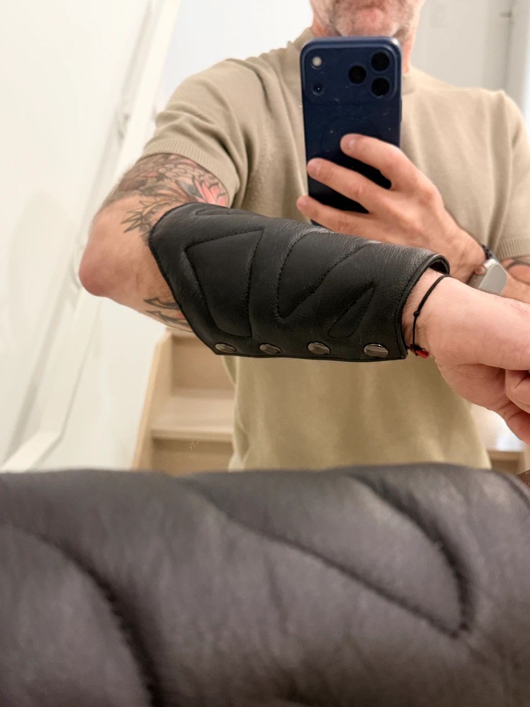 Accessoires de cuir (poignet, avant-bras, biceps) - photo 4