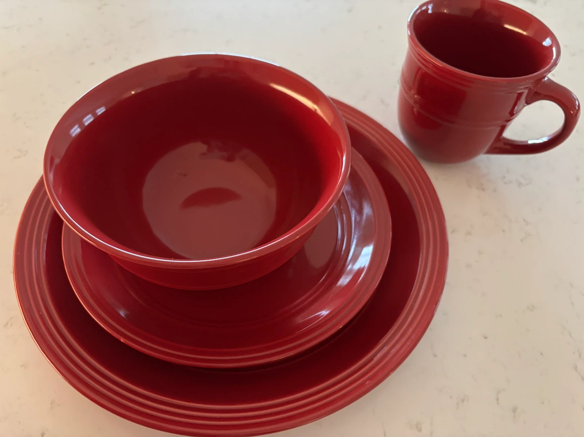 Dinnerware - 8 place settings