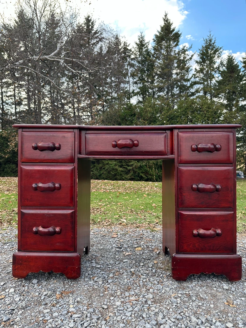 Vintage Solid Wood Cherry Finish Desk (CAN DELIVER)