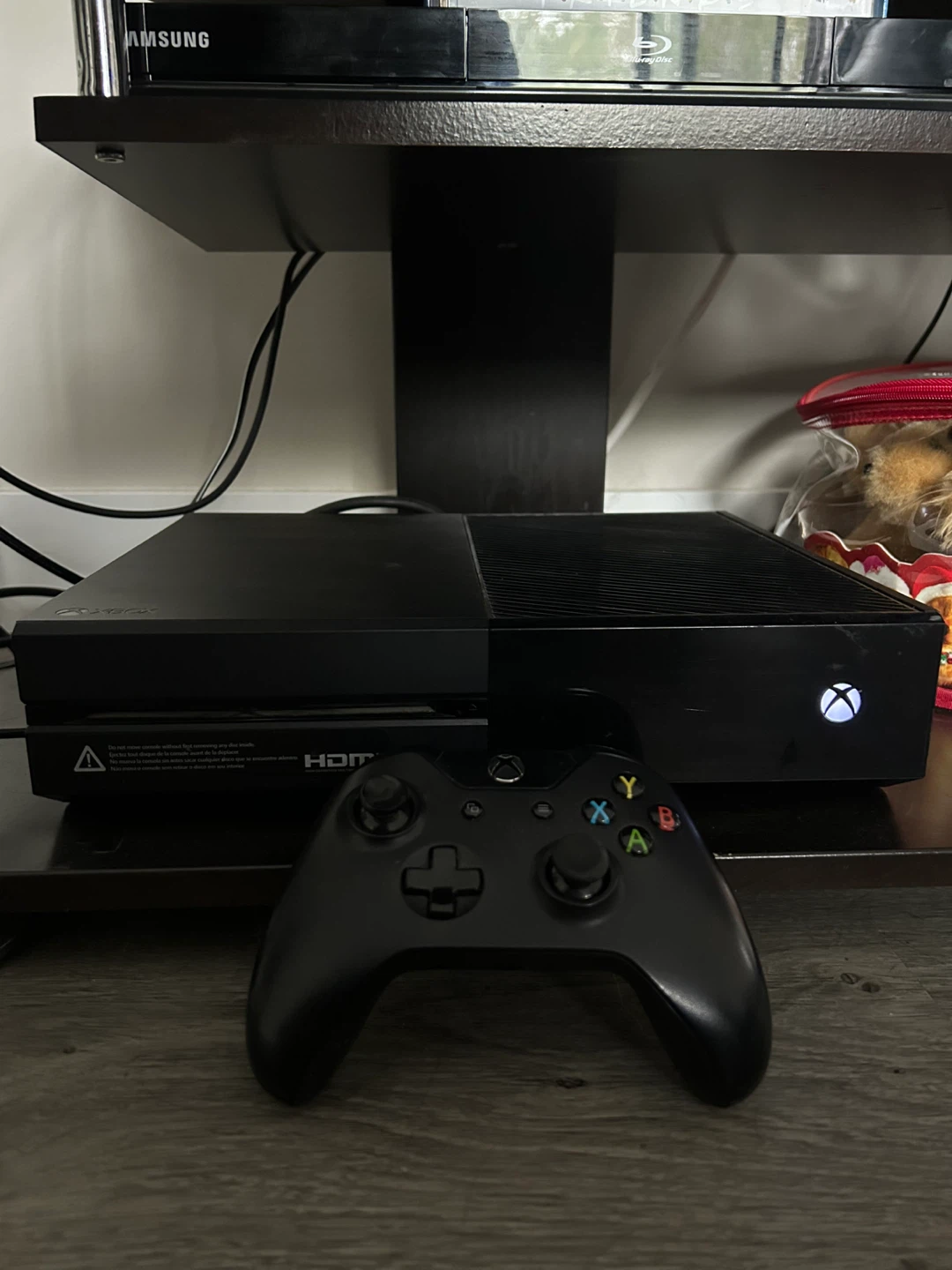 Xbox One + Controller