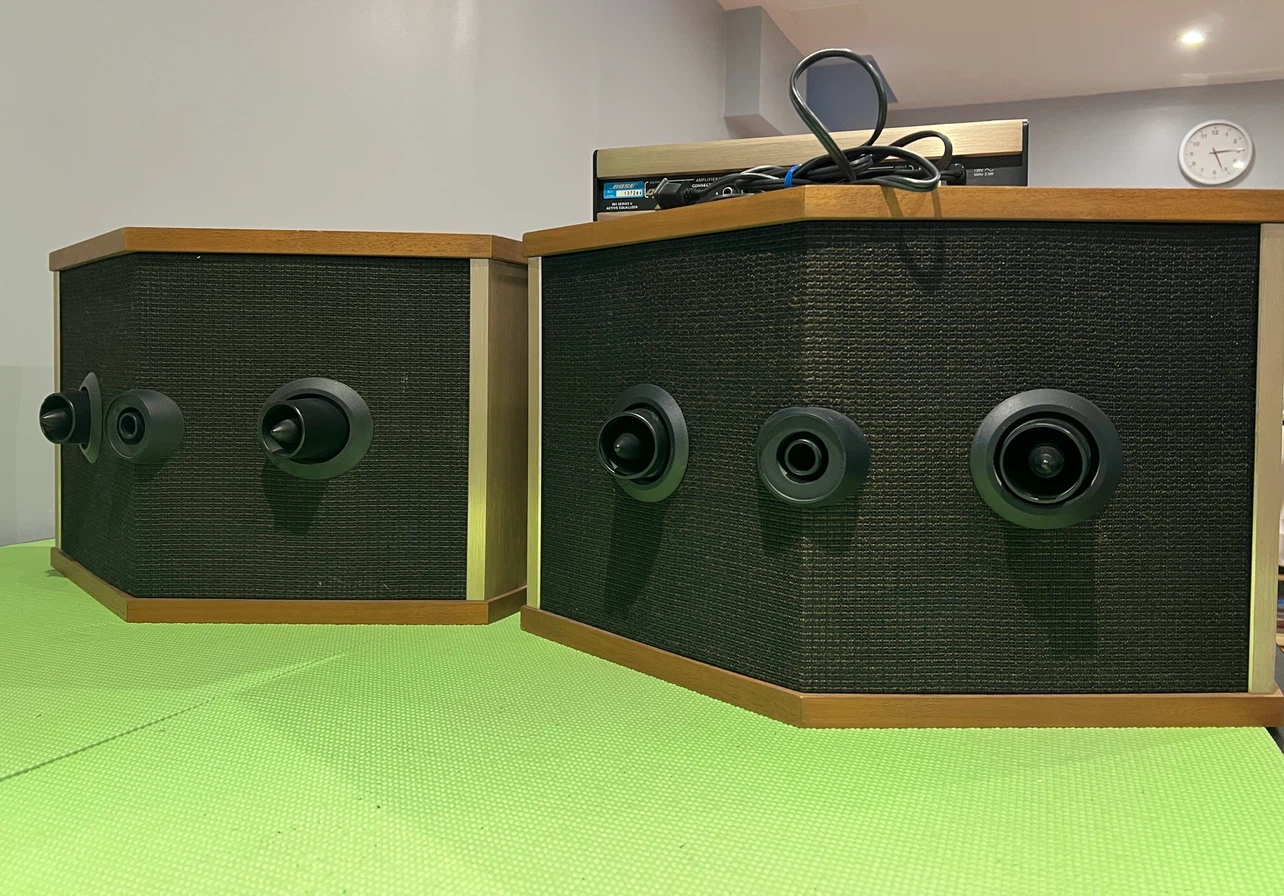 Bose 901 Series V Direct/Reflecting Speakers
