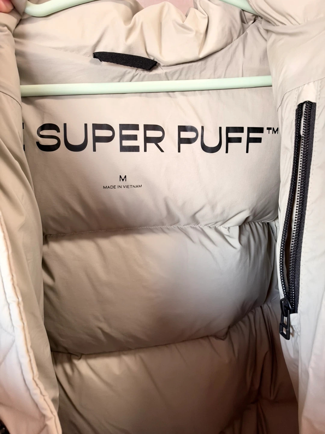 Aritzia The Super Puff Jacket - Medium - photo 2