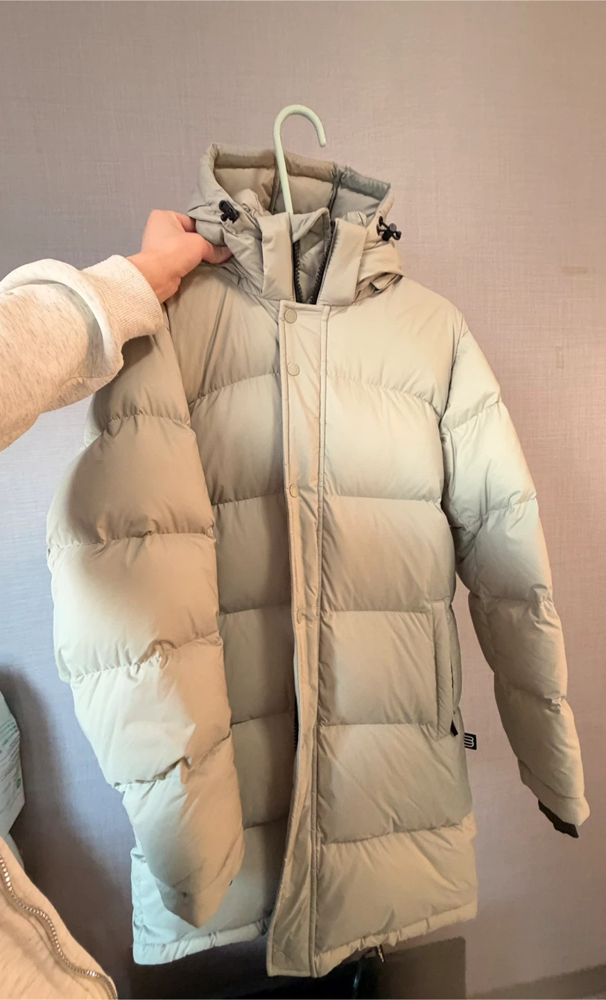 Aritzia The Super Puff Jacket - Medium