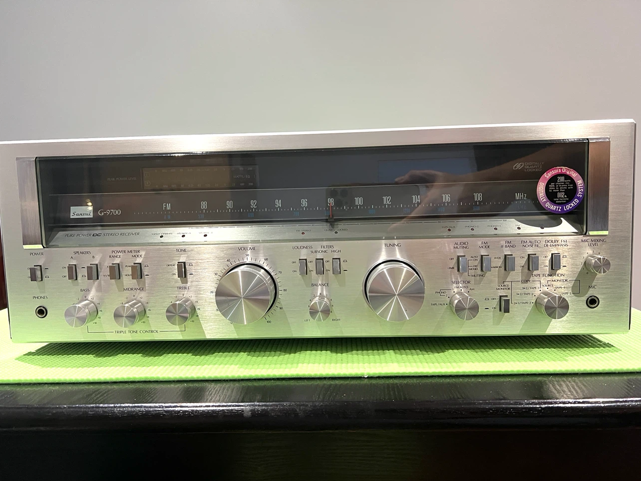 Sansui G-9700 Pure Power DC Stereo Receiver - photo 2