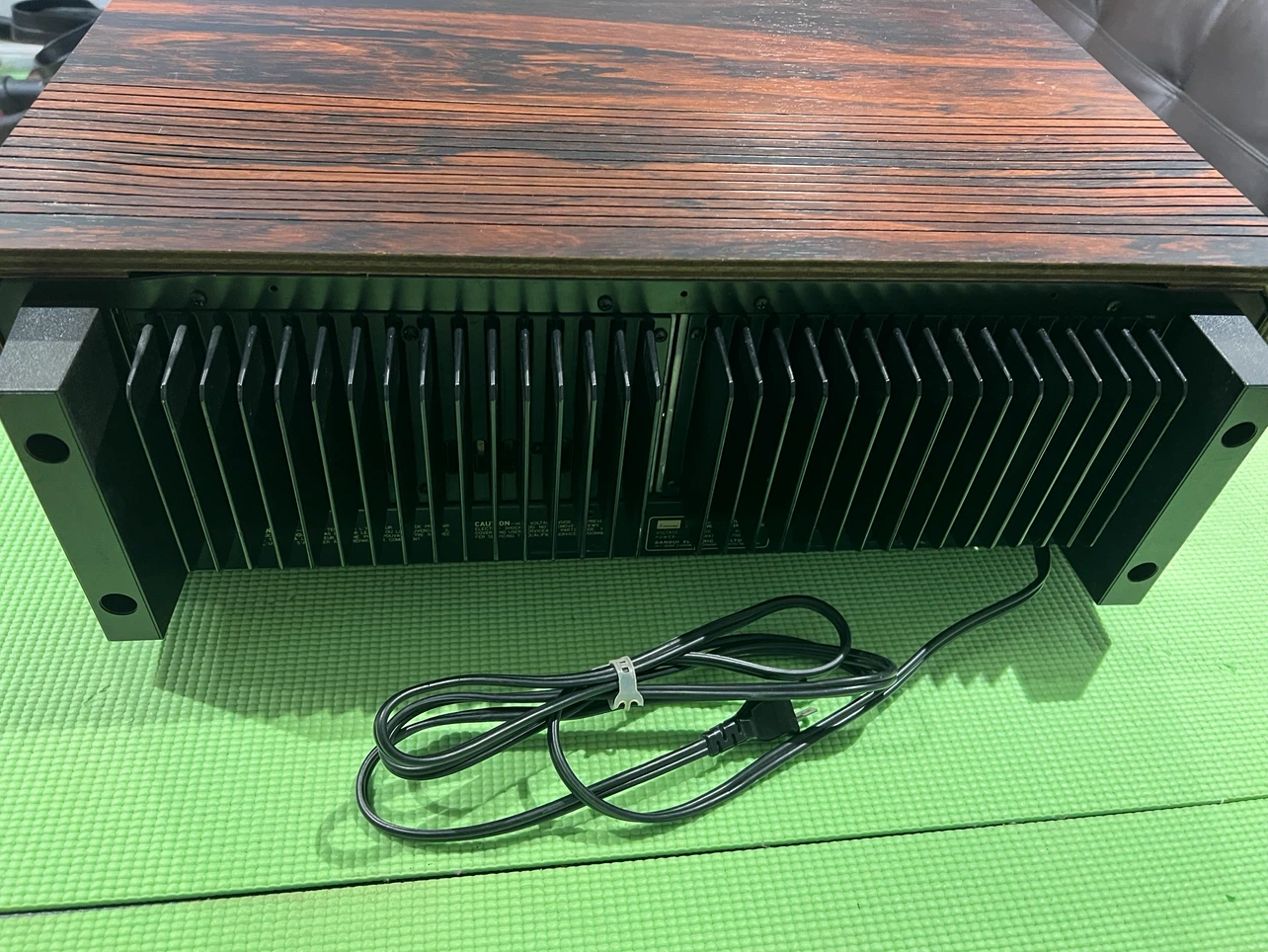 Sansui G-9700 Pure Power DC Stereo Receiver - photo 3