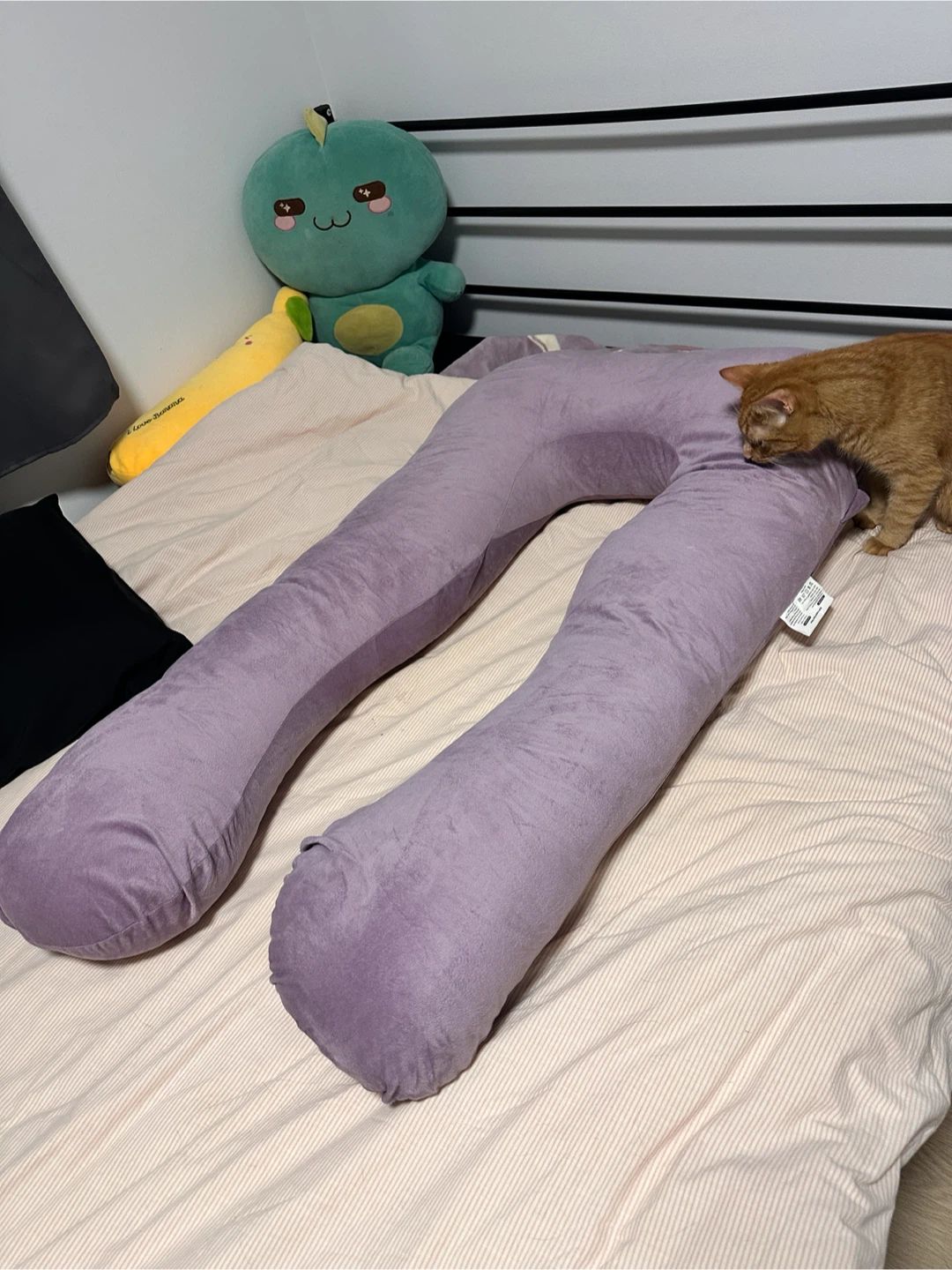 Purple U-Shaped Body Pillow - photo 2
