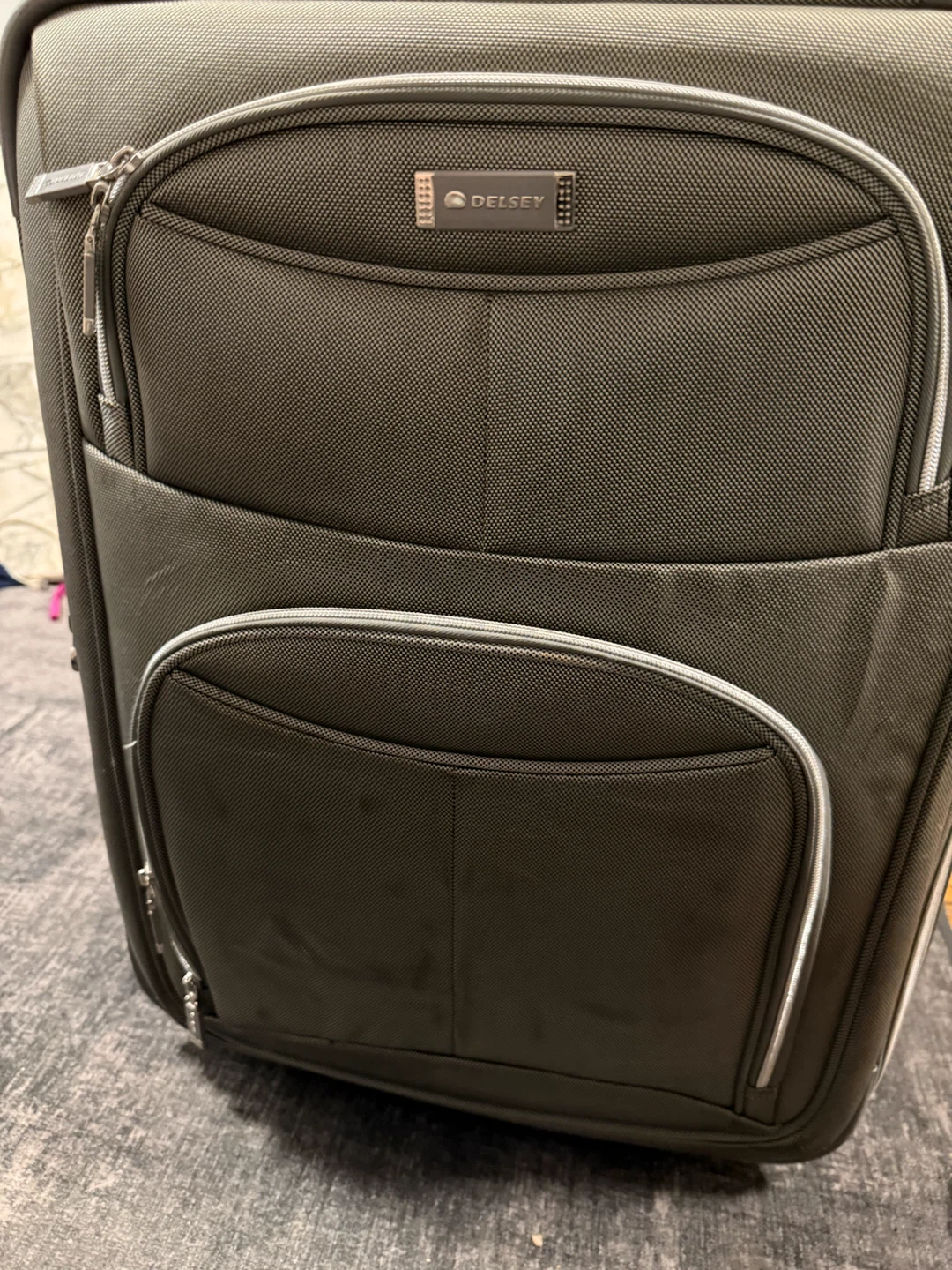 Delsey Luggage Suitcase mid size - photo 2