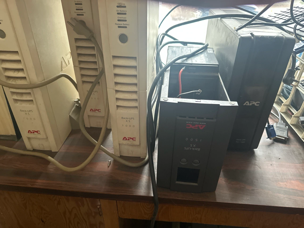 APC Back-UPS XS 1000 and 1500 units. Batteries dead