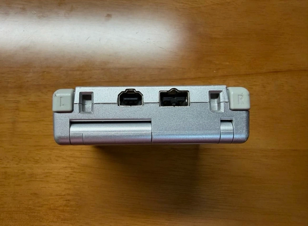 Nintendo Game Boy Advance SP Silver - photo 4