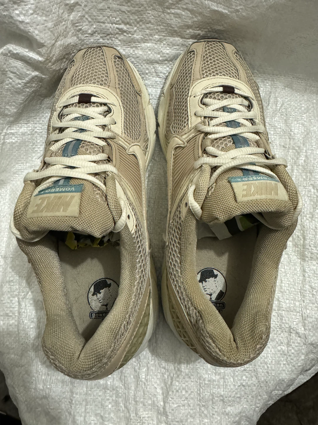Nike Vomero 5 Shoes - photo 4