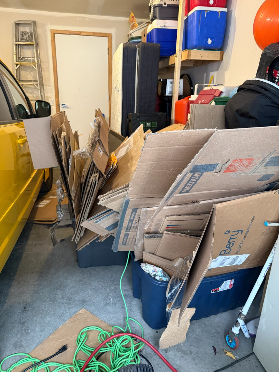 Assorted moving cardboard boxes - photo 2