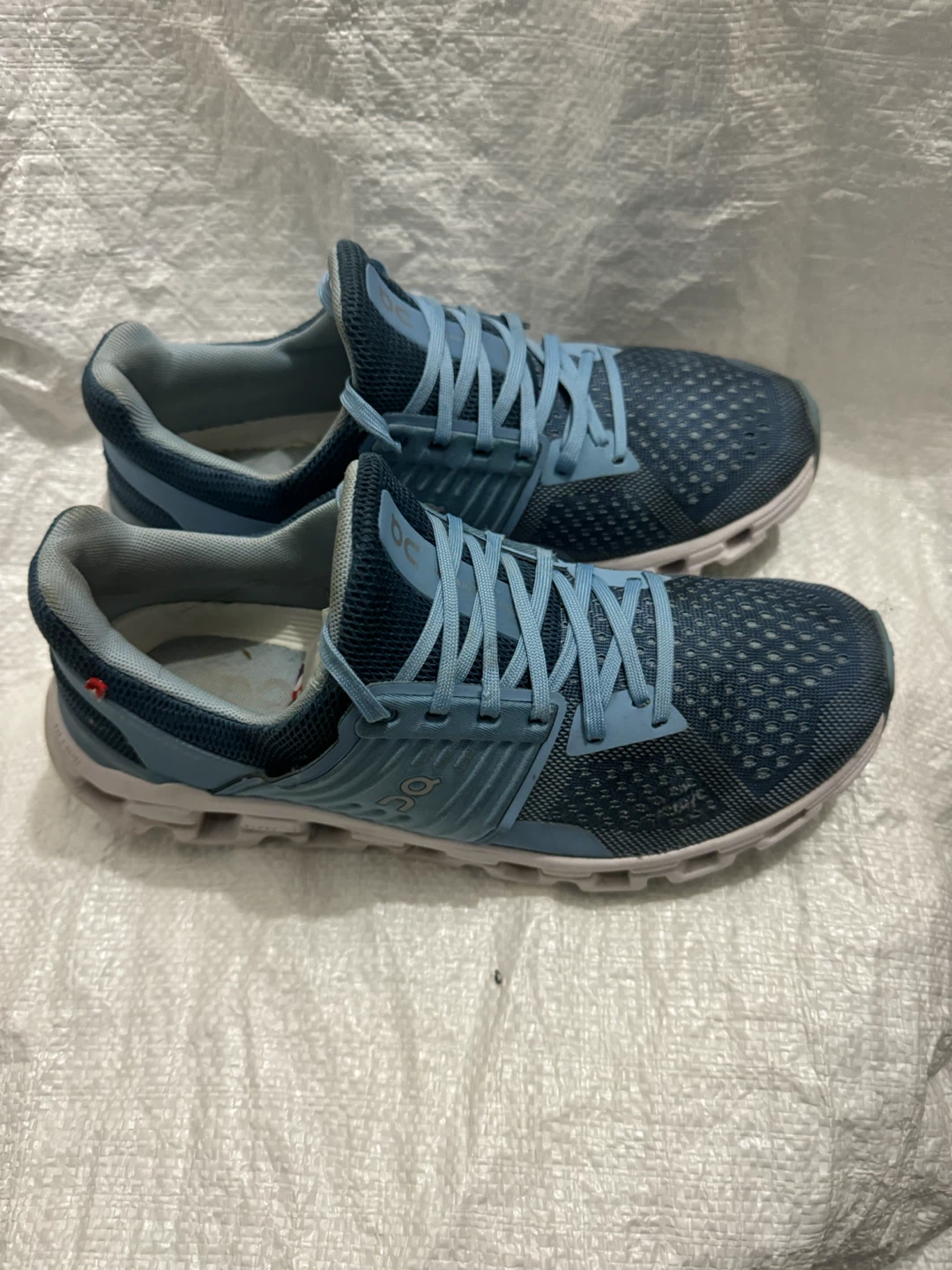 On Cloud Running Shoes - photo 2