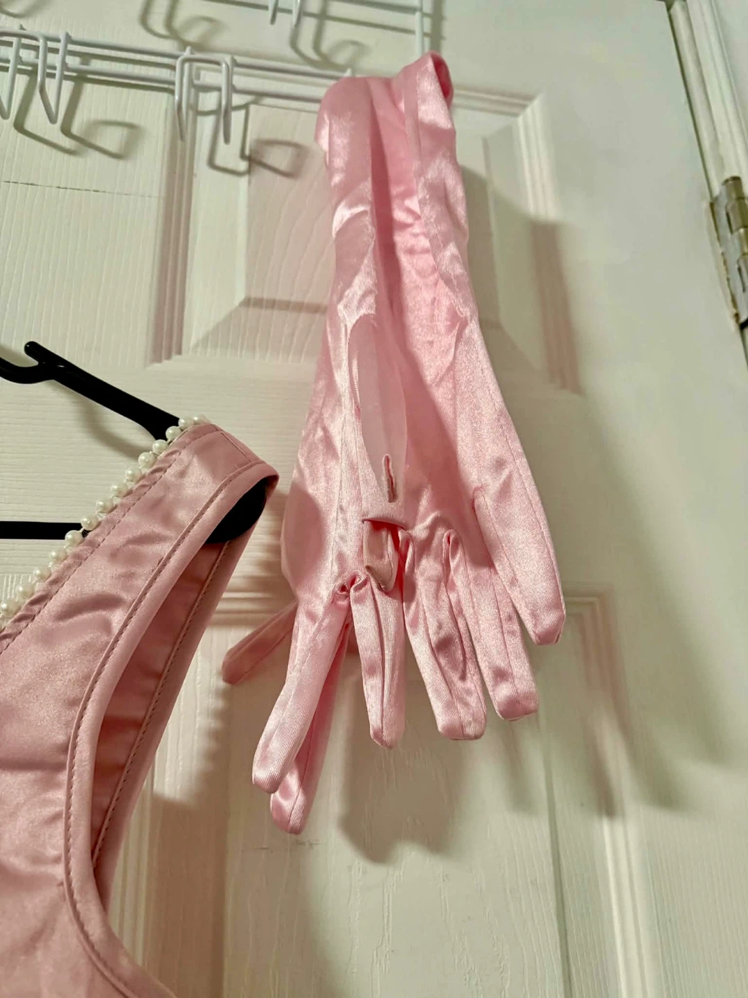 For Sale: Pink Short Dress with Detachable Square Bow Knot - photo 4