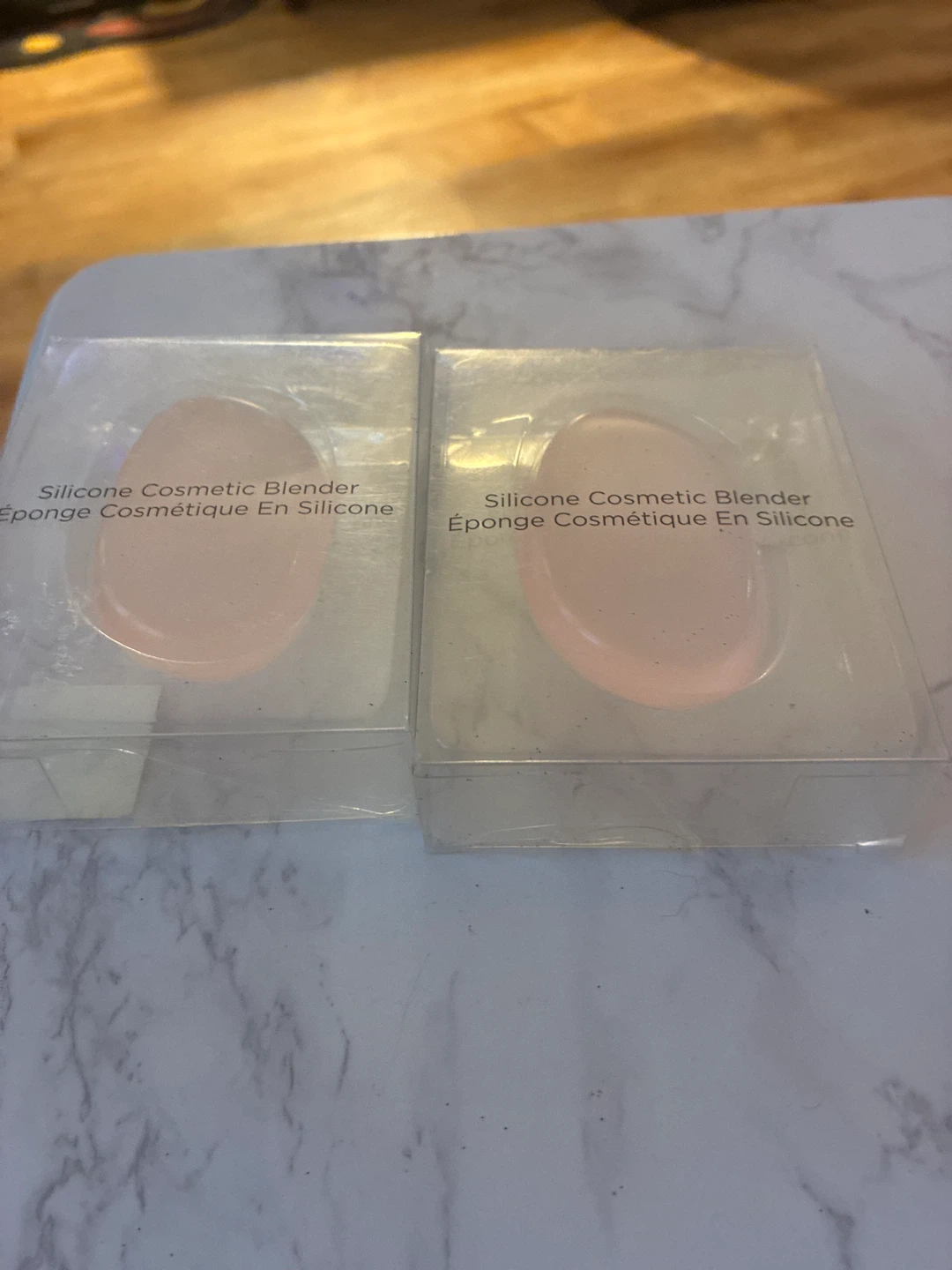 Set of 2 Silicone Cosmetic Blenders - photo 2