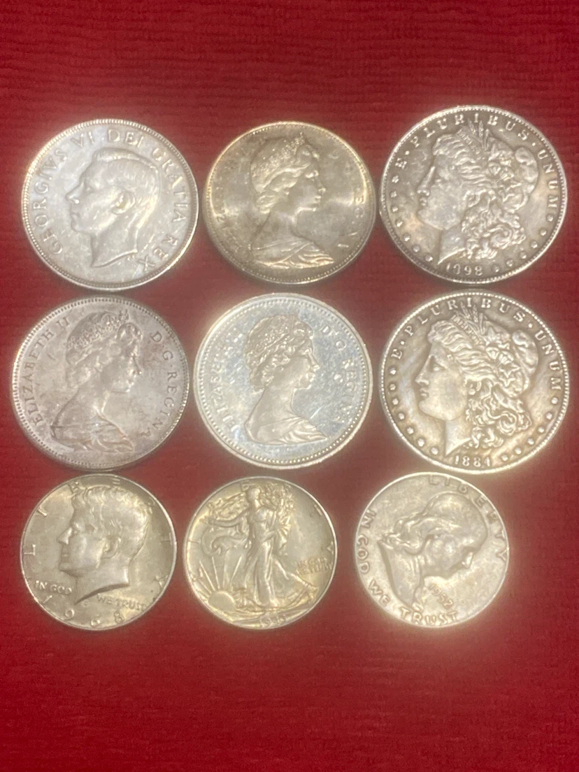 Collection of 9 Vintage  silver Canadian and American Coins - photo 2