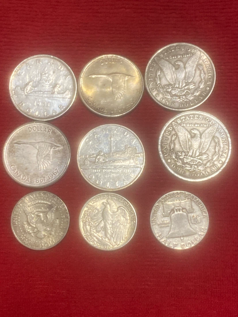 Collection of 9 Vintage  silver Canadian and American Coins - photo 4
