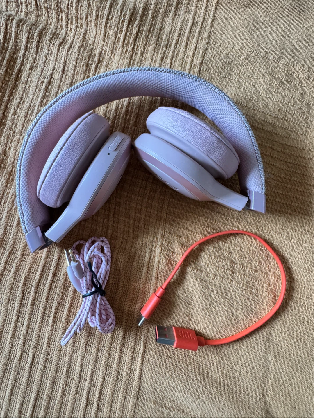 JBL Wireless Headphones – Pink - photo 3