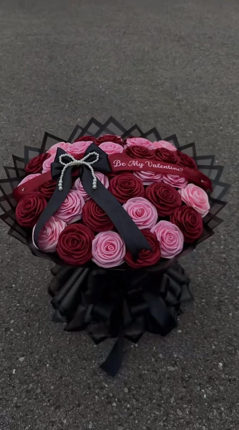 Bouquet de roses en ruban