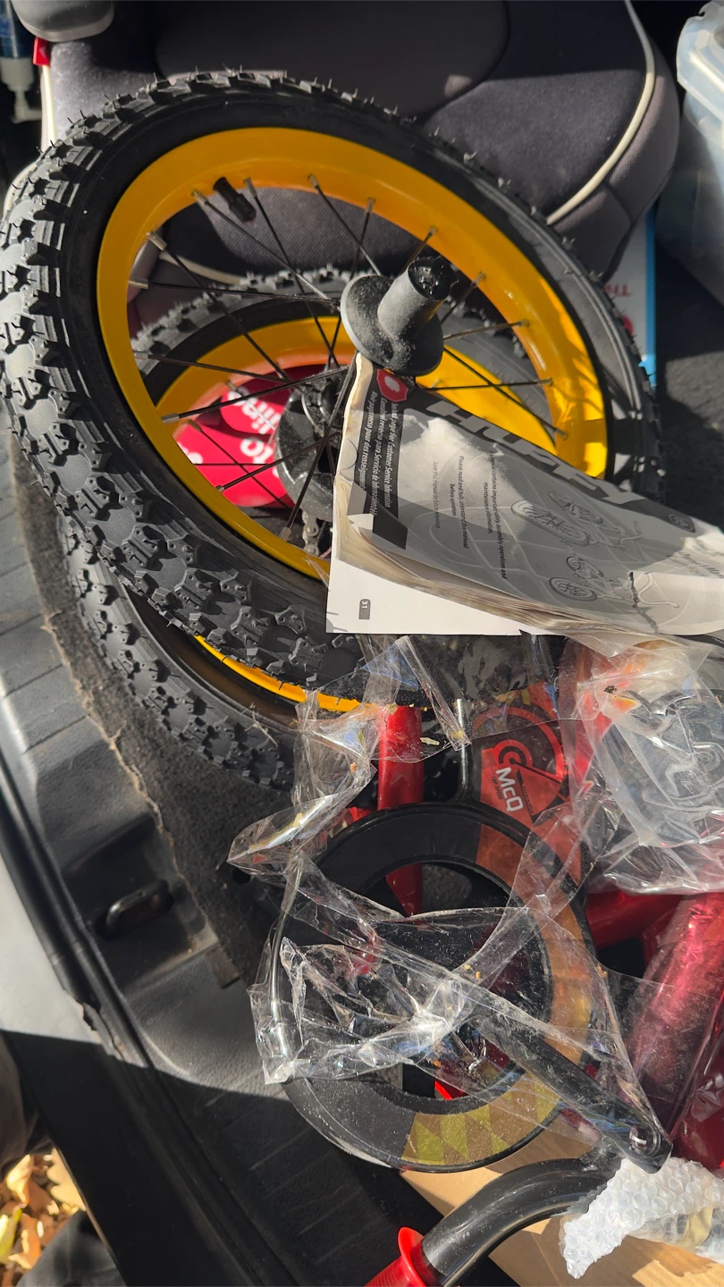 Huffy Disney Lightning McQueen Kids Bike - photo 2