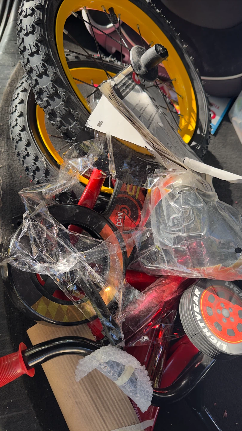Huffy Disney Lightning McQueen Kids Bike - photo 5