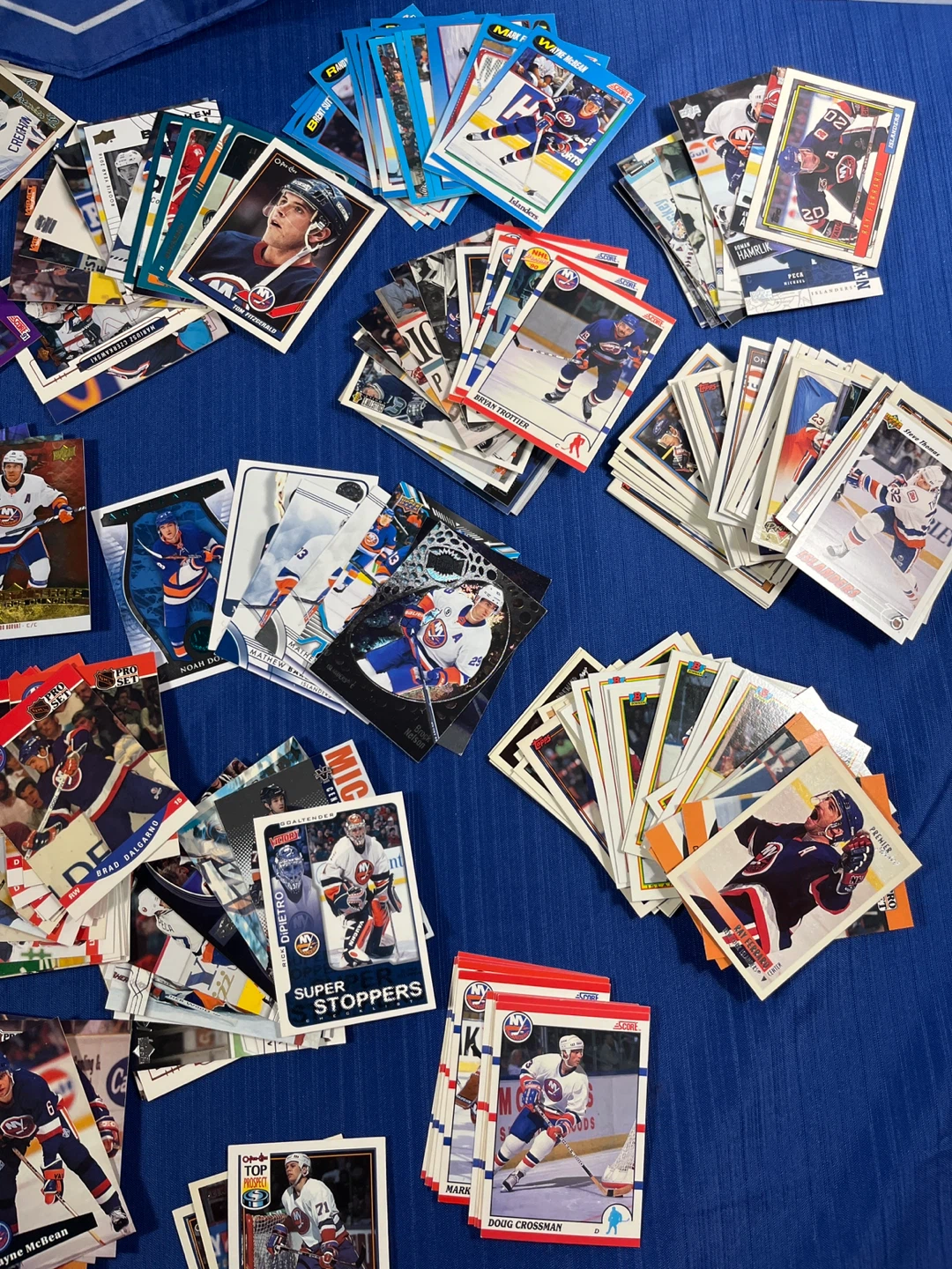 New York Islanders Stanley Cup Banner + FREE Hockey Card Lot - photo 3