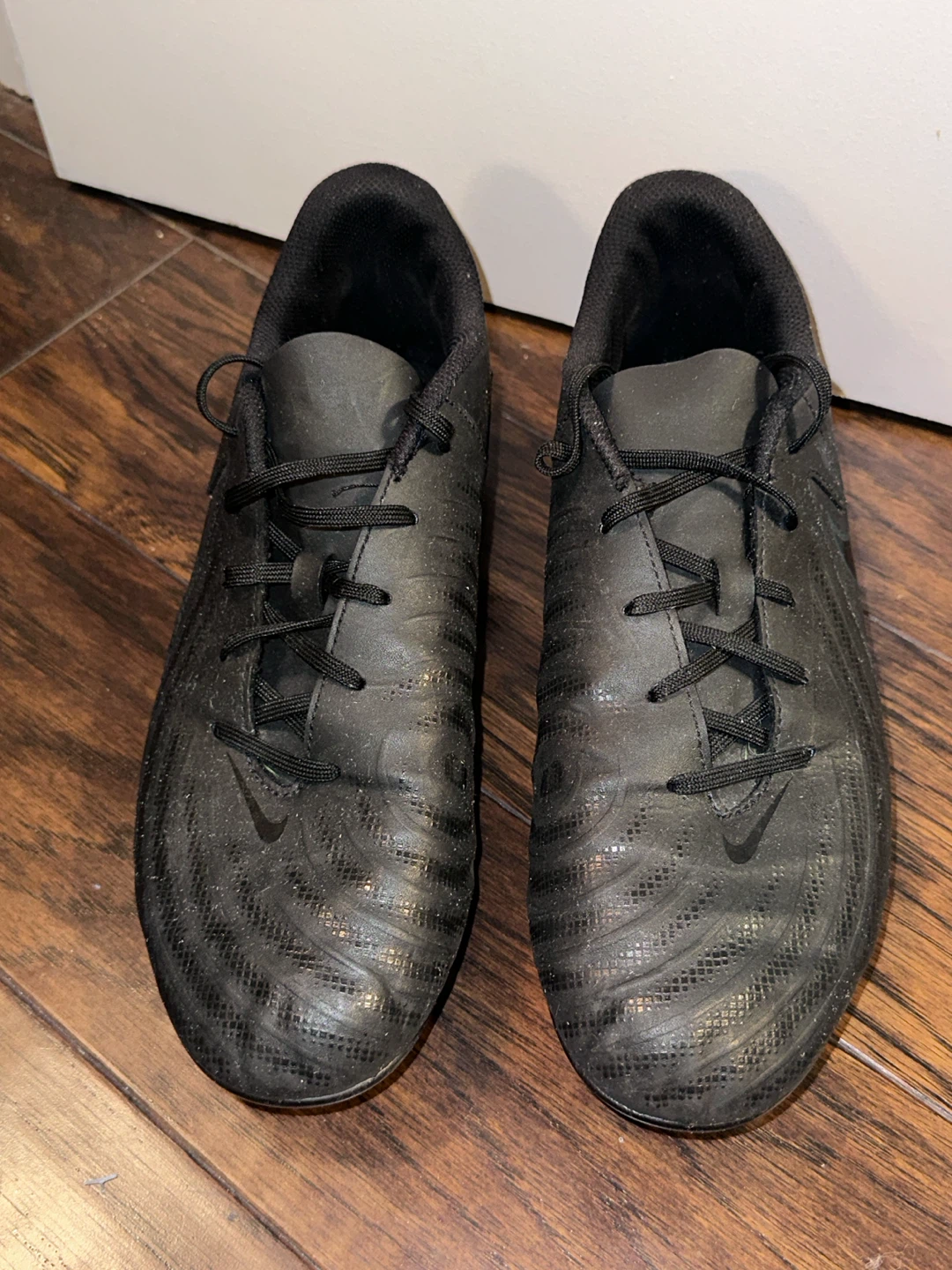 Nike Black Soccer Cleats - photo 2