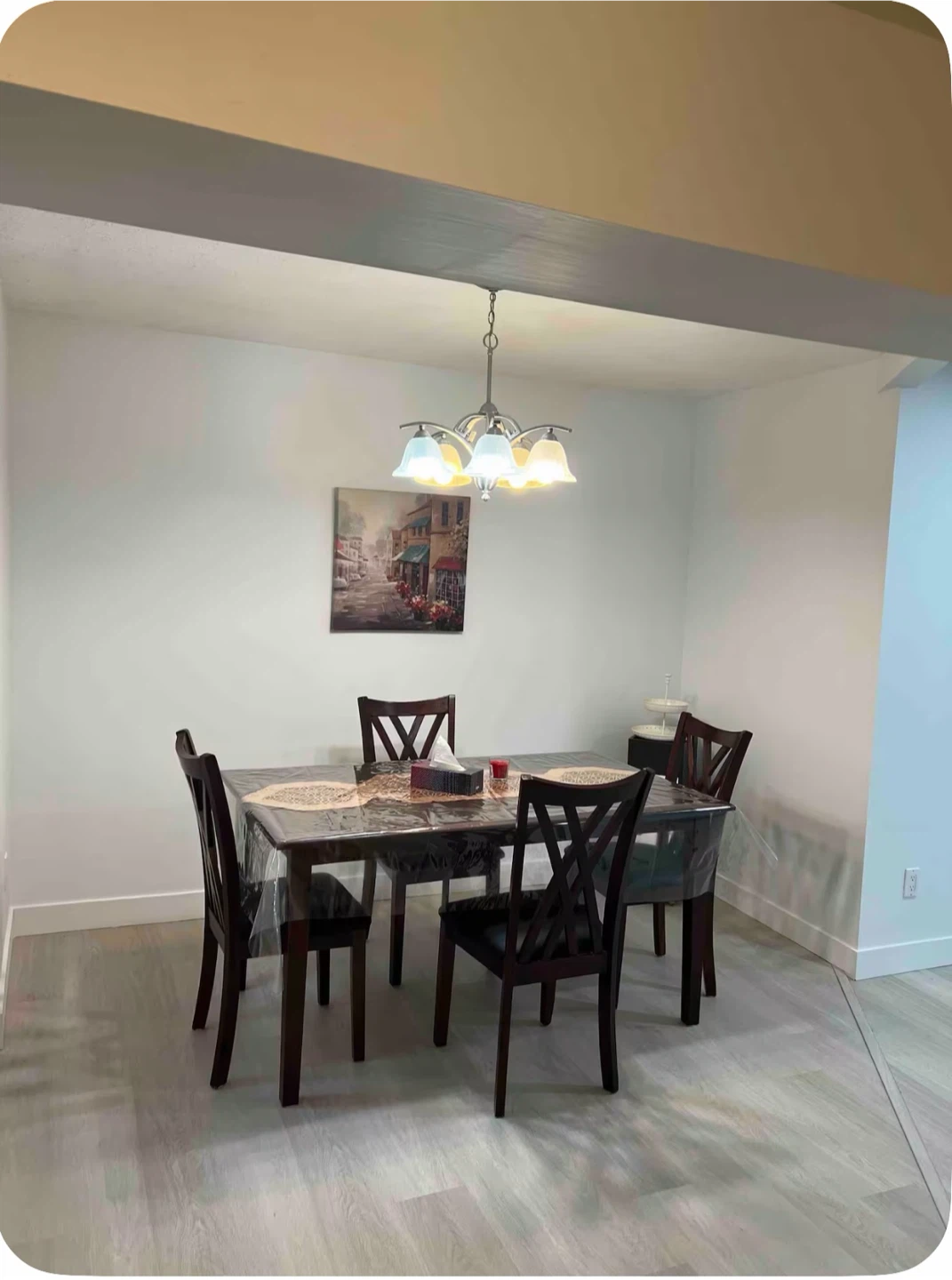 Fully furnished two bedroom basement suite - photo 4