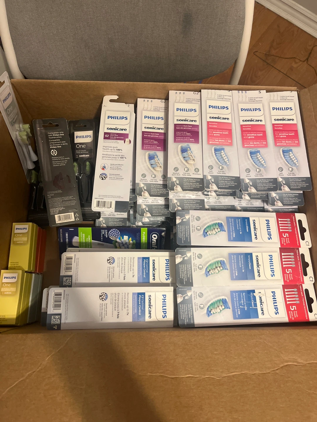 Assorted Philips Sonicare Replacement Toothbrush Heads