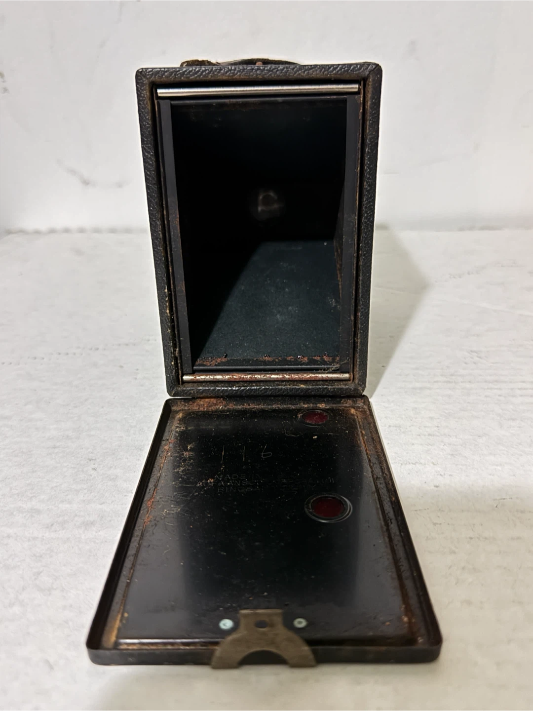 Vintage Agfa Ansco Shur-Shot Regular Box Camera - photo 5