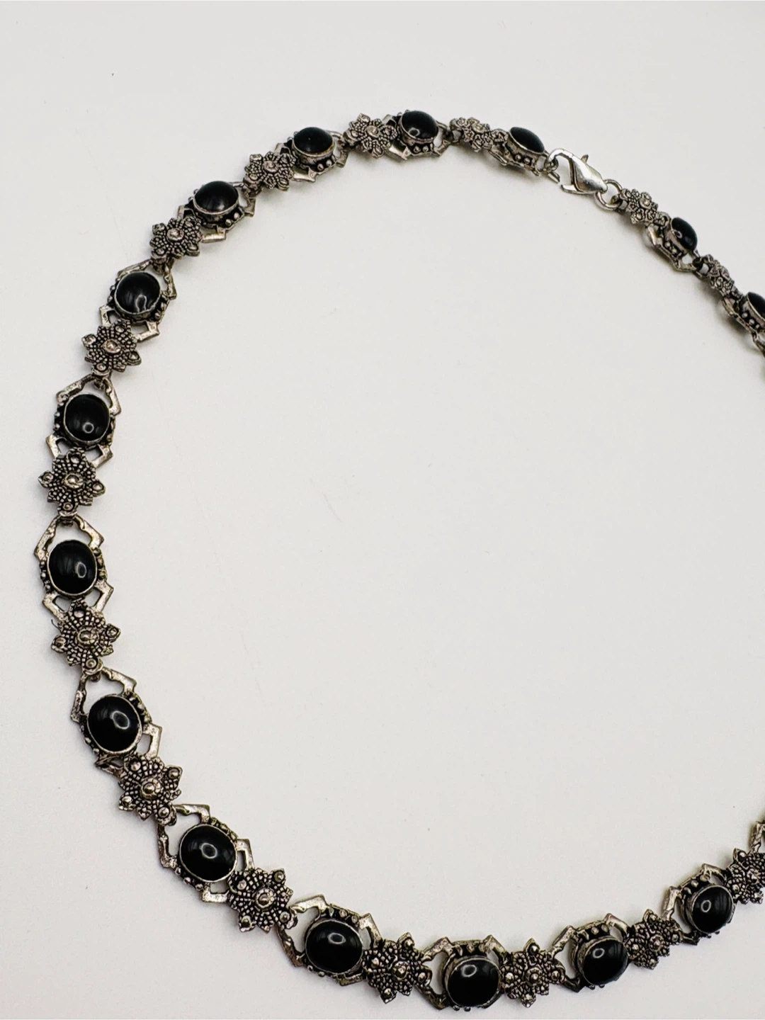 Vintage style silver tone black cabochon necklace - photo 4