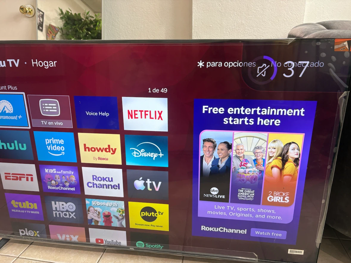 TCL Roku Smart TV 55” - photo 3