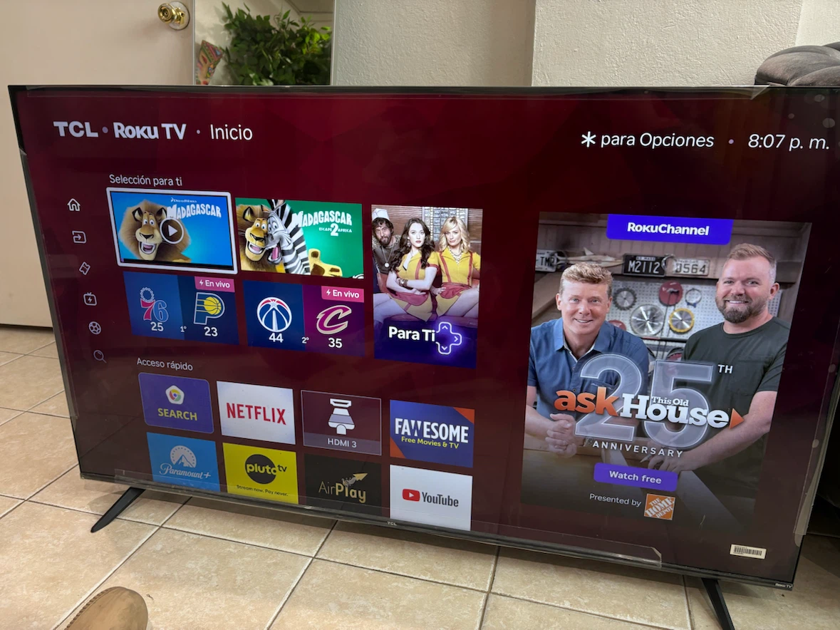 TCL Roku Smart TV 55” - photo 4