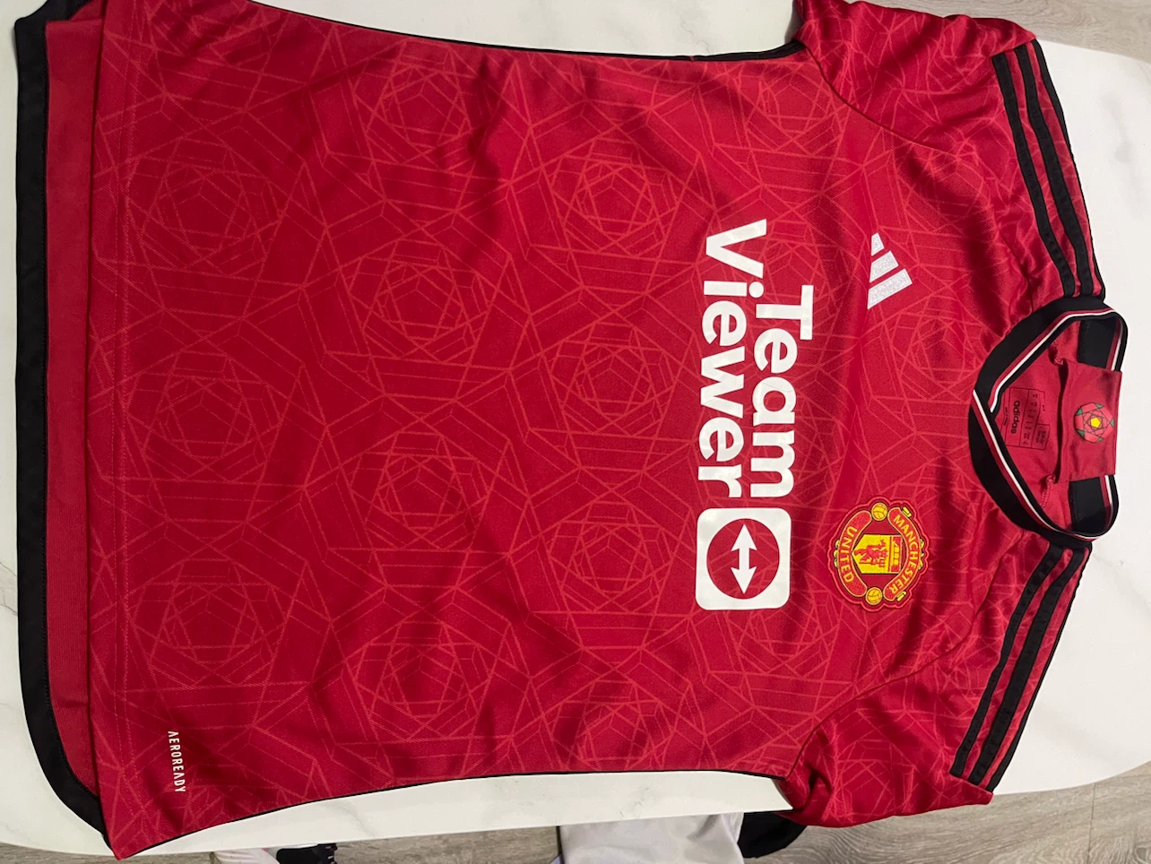 Adidas Manchester United Jersey Medium