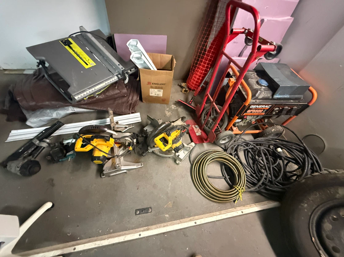 Dewalt Mitre saws