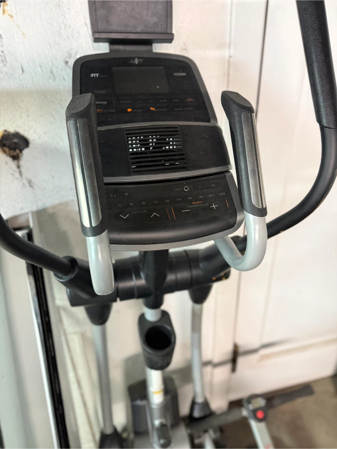 NordicTrack Elliptical Trainer - photo 2