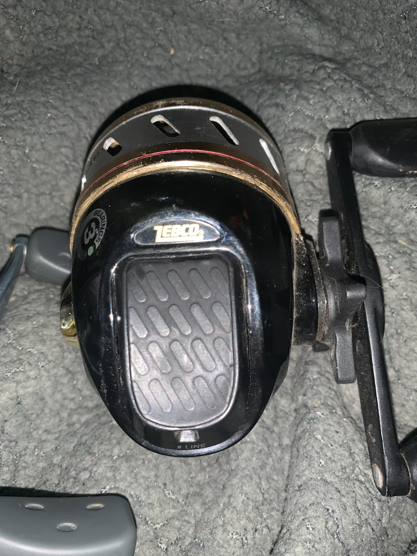 Shakespeare Synergy Ti 14 and Zebco 20/20 Fishing Reels - photo 3