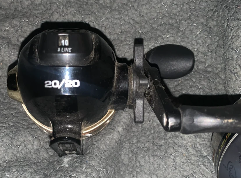 Shakespeare Synergy Ti 14 and Zebco 20/20 Fishing Reels - photo 5