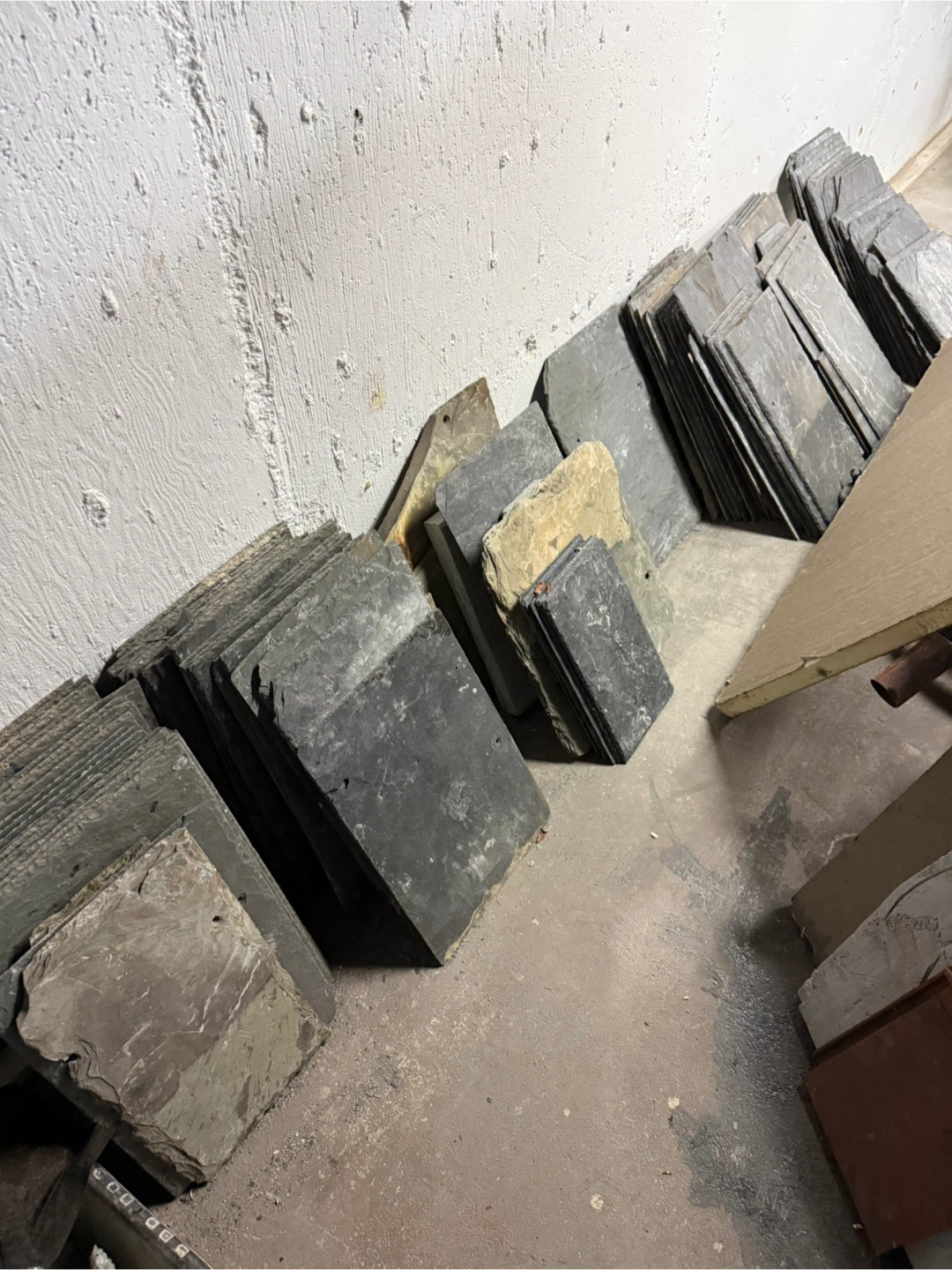 Natural Slate Roofing Tiles