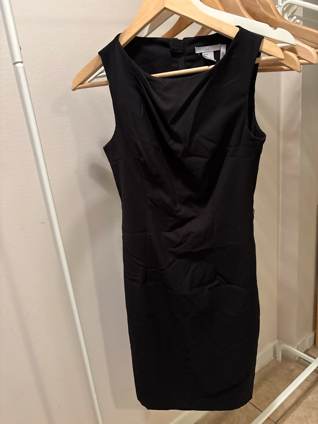 H&M Black Sleeveless Dress Size 6