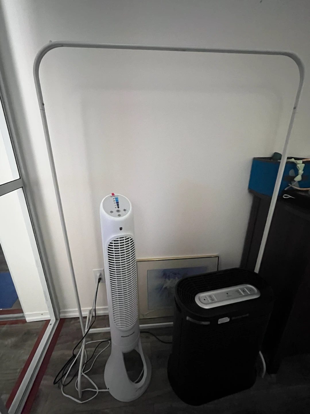 White metal clothes rack