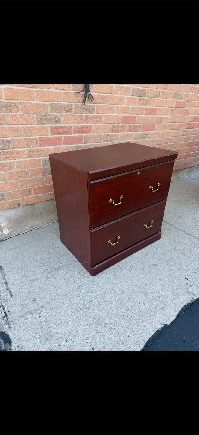 2-Drawer Redwood Dresser Nightstand - photo 2