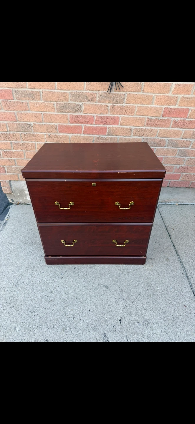 2-Drawer Redwood Dresser Nightstand - photo 4
