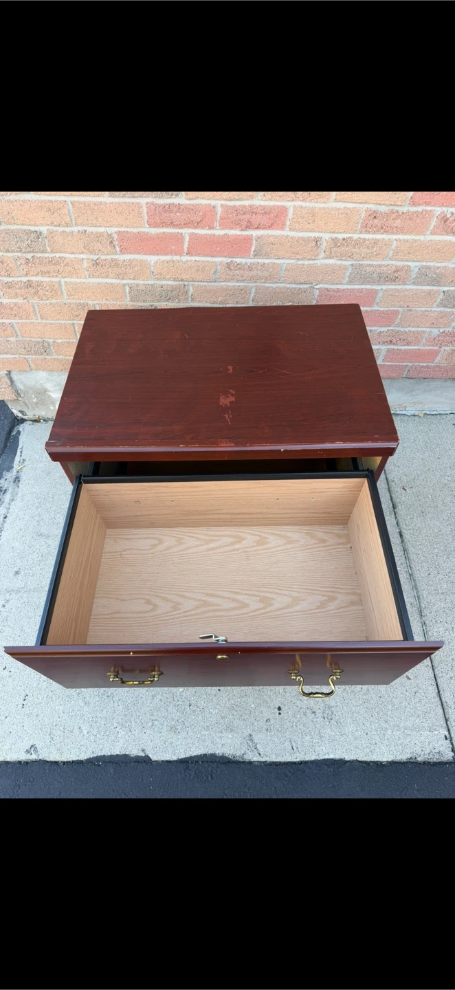 2-Drawer Redwood Dresser Nightstand - photo 5