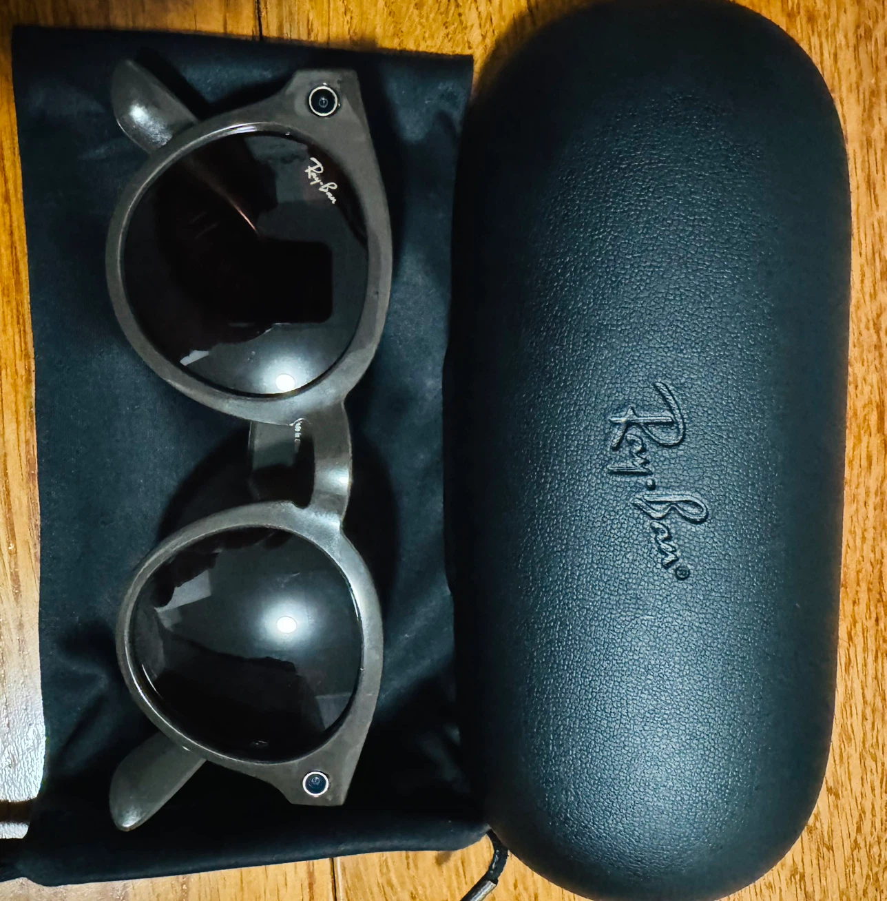 Ray-Ban Stories Round Smart Glasses - photo 2