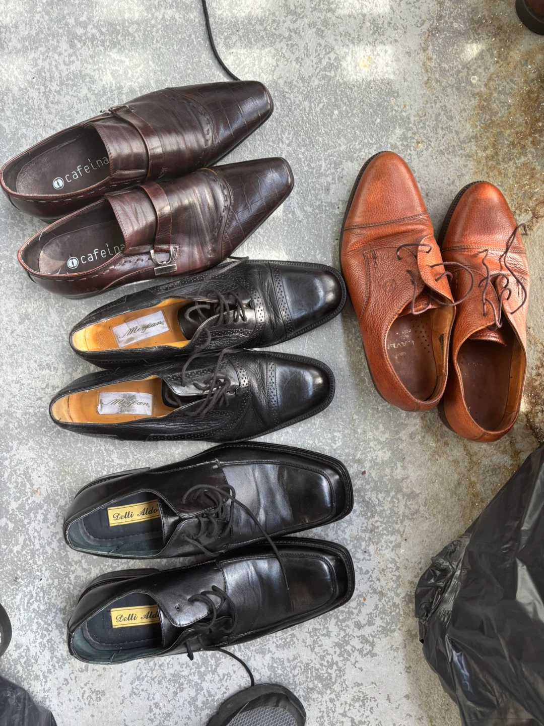 Shoes for men 20 dollars each