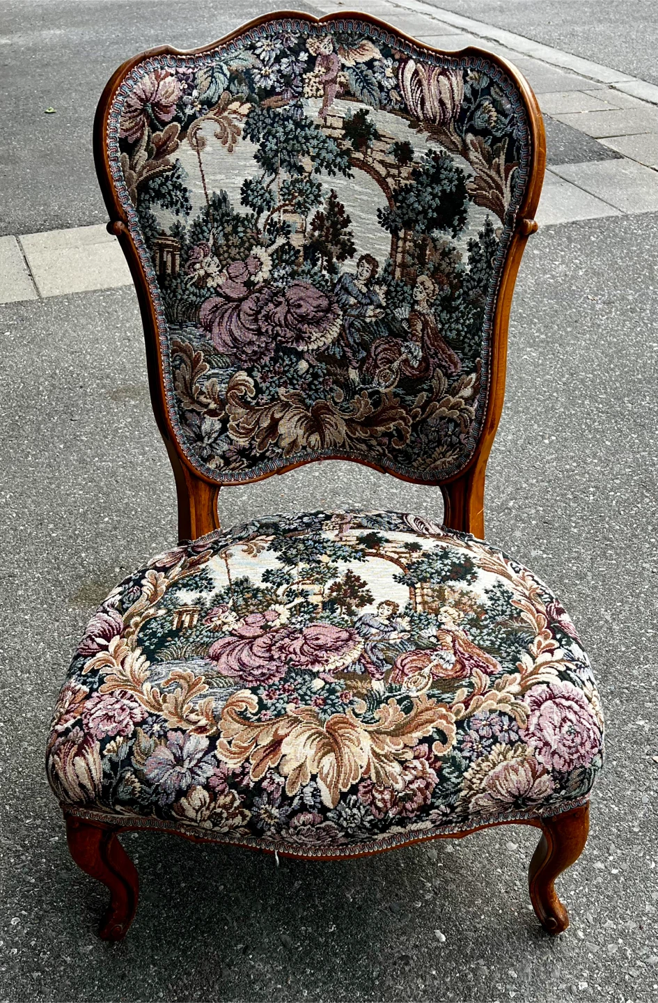 Vintage French Provincial Louis XV Style Tapestry Slipper Chair