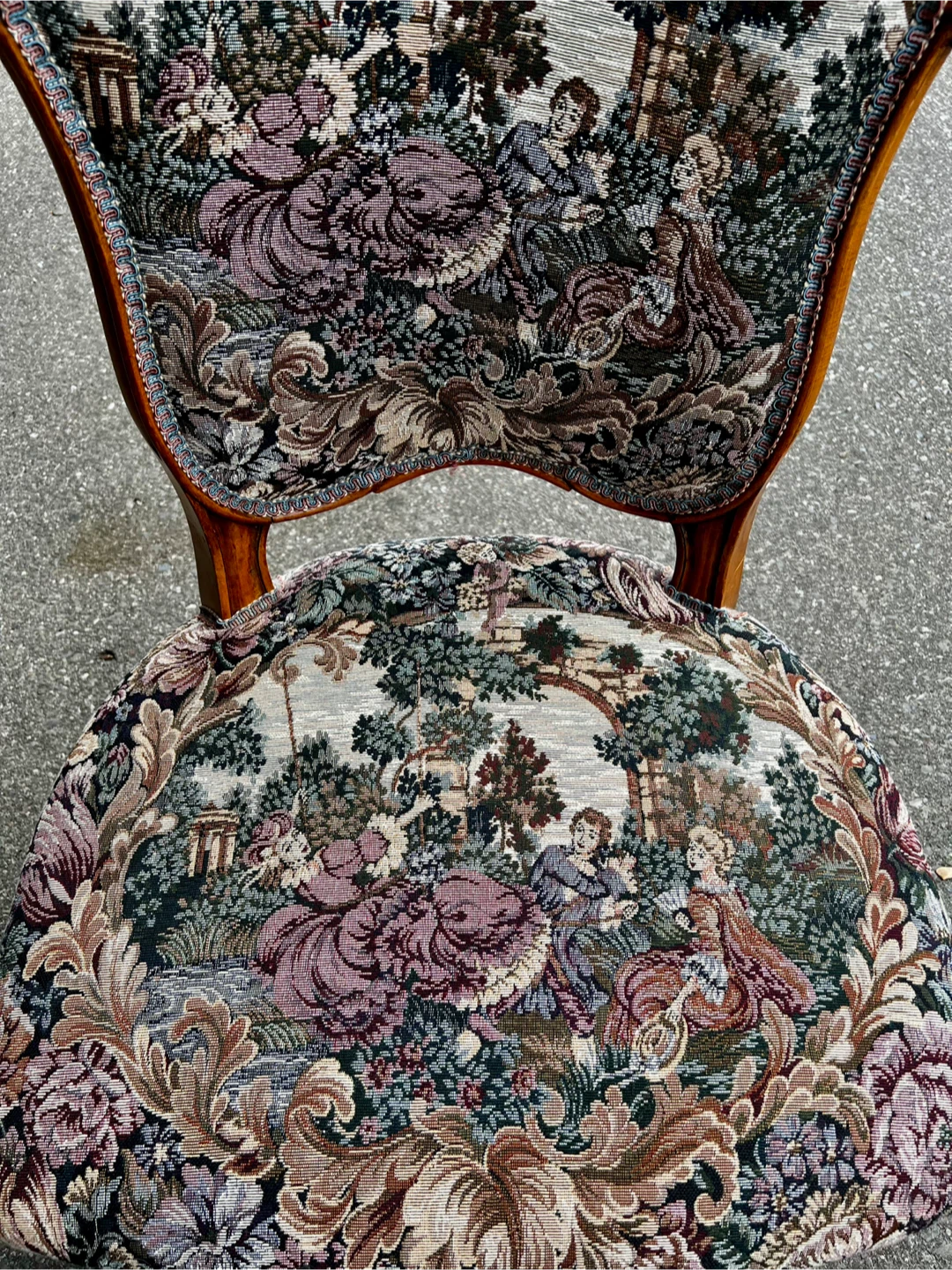 Vintage French Provincial Louis XV Style Tapestry Slipper Chair - photo 4