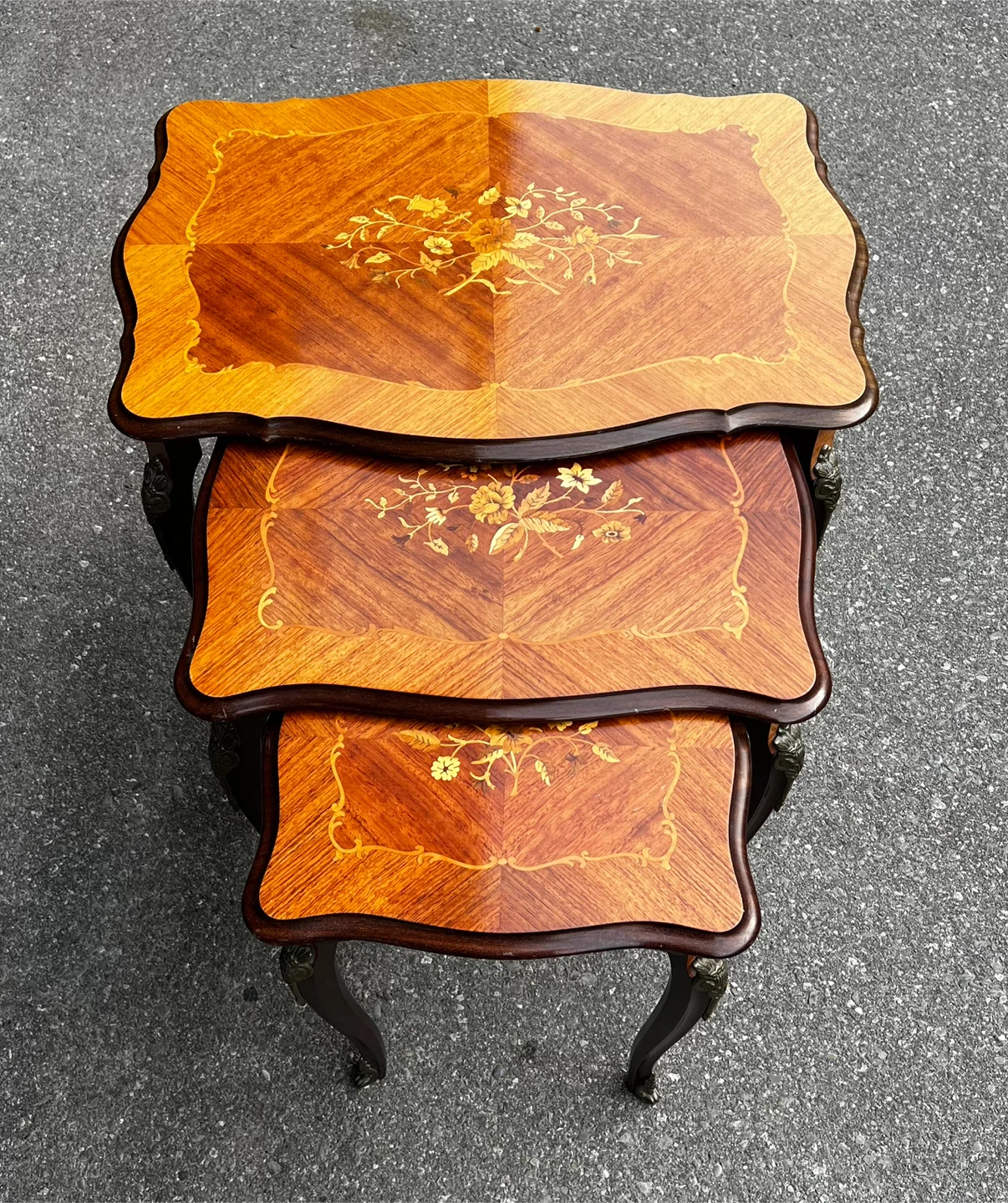 Set of 3 Vintage French Louis XV Style Nesting Tables - photo 5